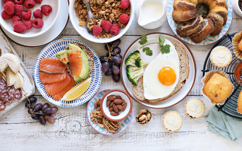 Seguridad alimentaria para cafés y brunch spots